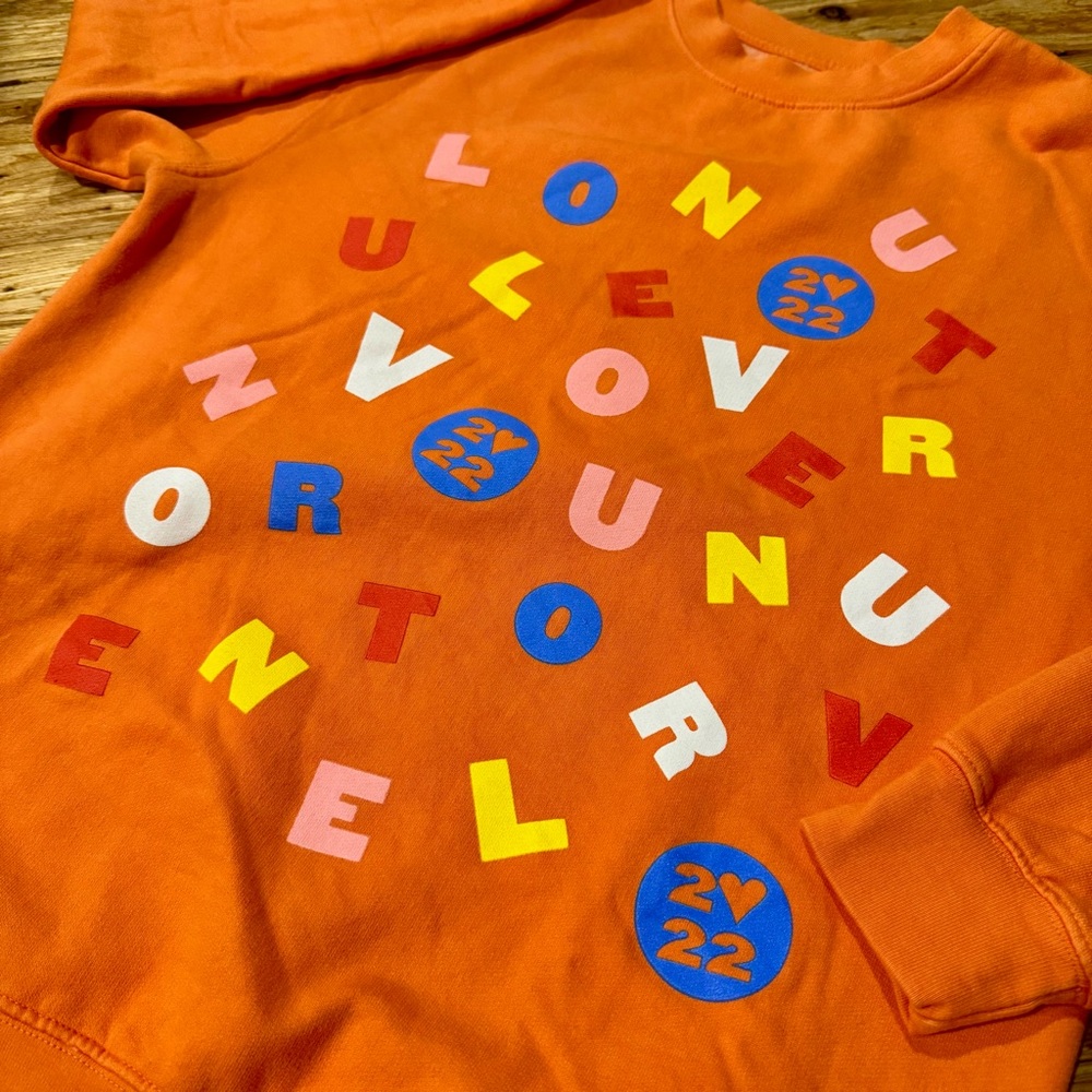 NEW Harry Styles Love on Tour crewneck M - Picture 2 of 4